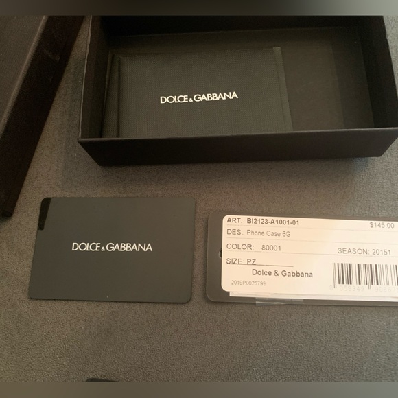 Two Dolce & Gabbana iPhone 6 cases new in box - Picture 3 of 9